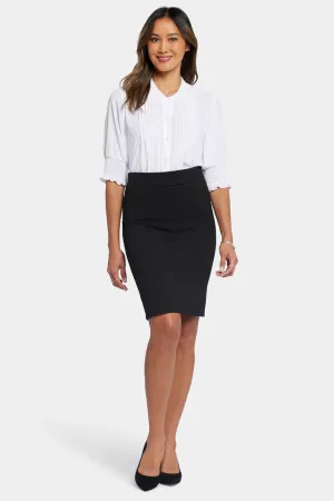 5 Pocket Pull-On Skirt - Black