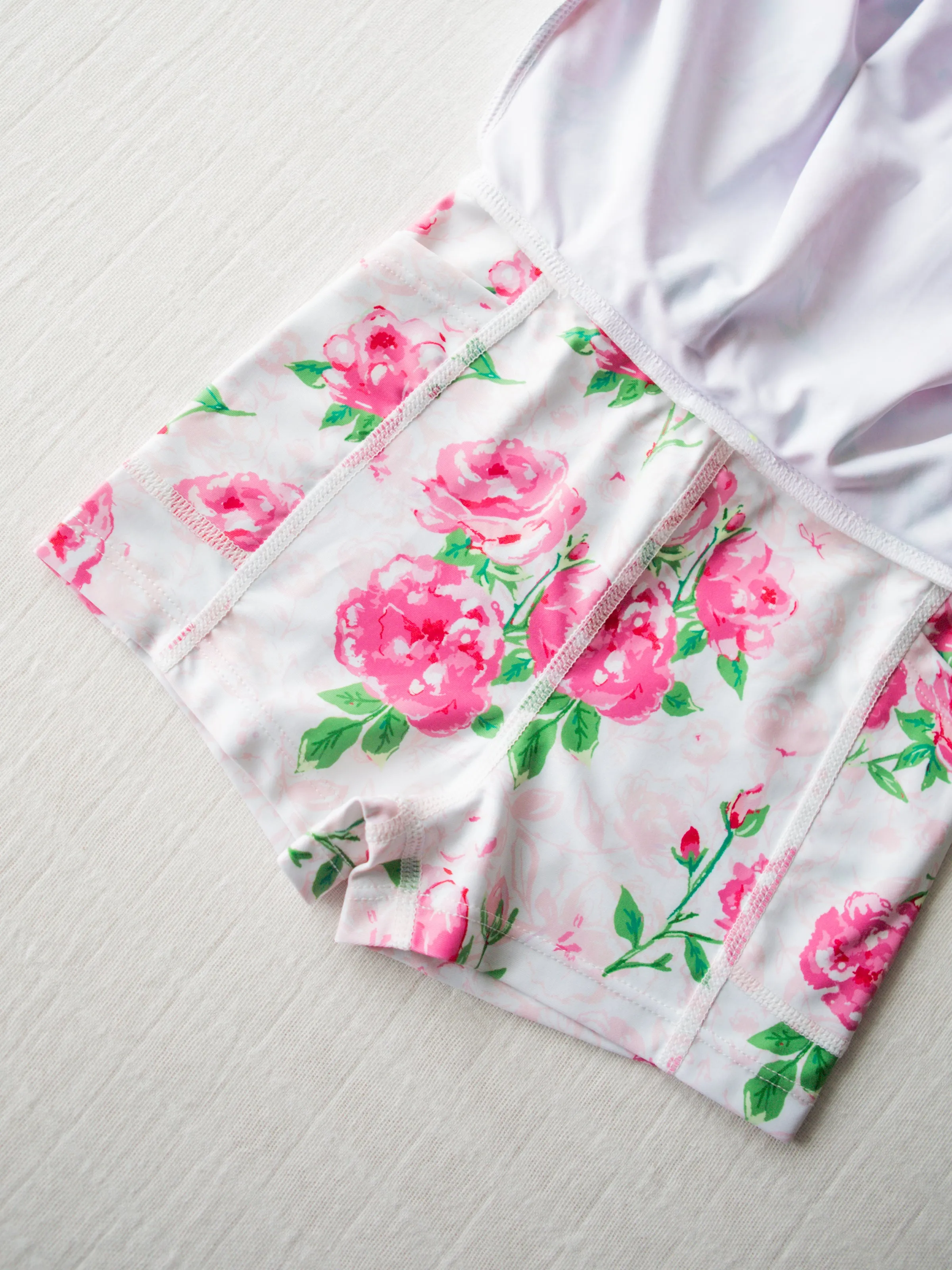 Active Flair Skort - Raspberry Roses