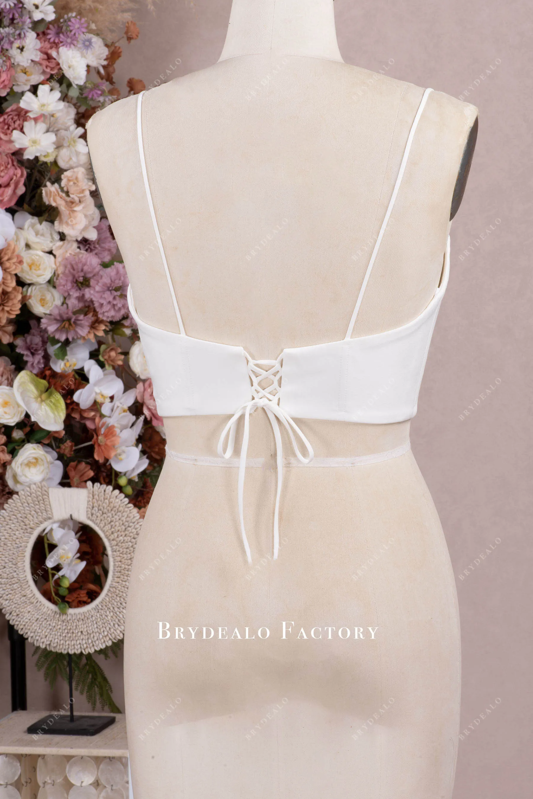 Crepe This Straps Sweetheart Bridal Crop Top