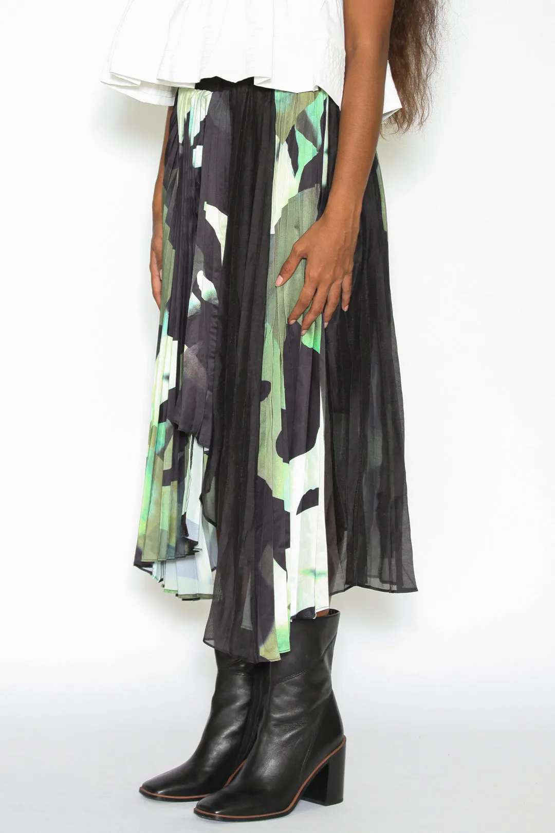 Silk Pleated Abstract Skirt